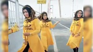 Tiktok emak emak di suramadu