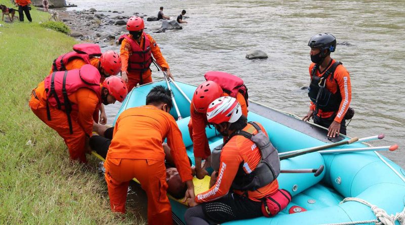 TNI Polri siap bantu bencana banjir