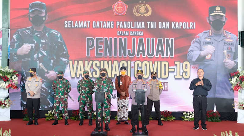 Kunjungan Kapolri dan Panglima TNI Ke Puskesmas Pandnaran Semarang-JJID