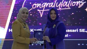 Bupati Kendal Terima Penghargaan Citra Istakarya Nusantara “Sosok Inspiratif “